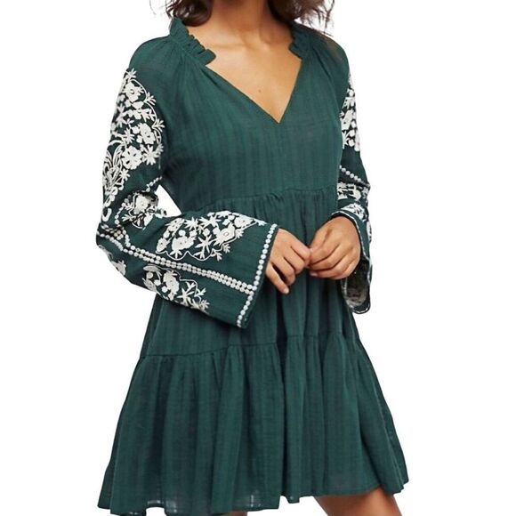 Free People Dresses & Skirts - Free People Dress Women's Small Green Emerald City Tiered Mini Forest Fairy